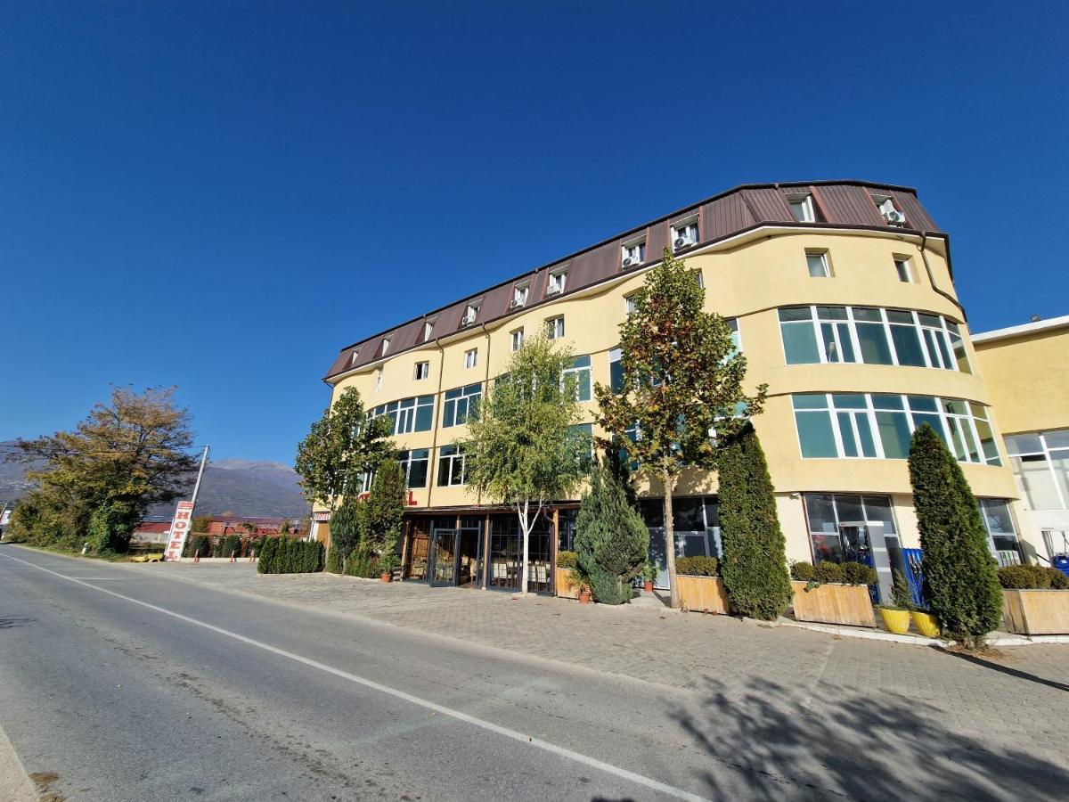 Hotel Yal Restaurant Тетово Екстериор снимка